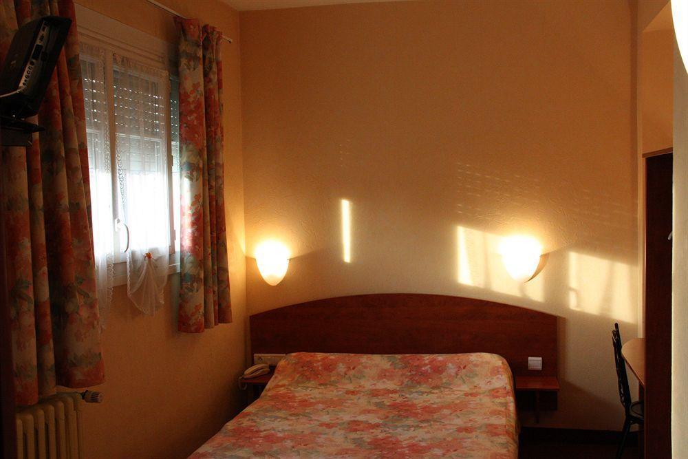 Hotel Des Lices - Angers Kültér fotó