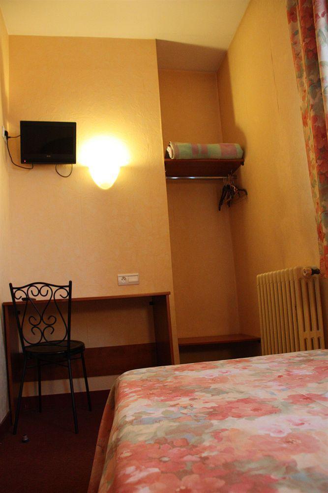 Hotel Des Lices - Angers Kültér fotó
